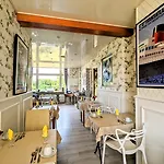 酒店 乌鸦城堡酒店
