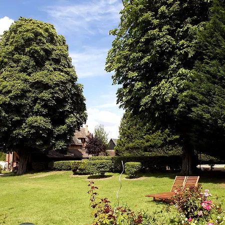 Château Corneille 3*