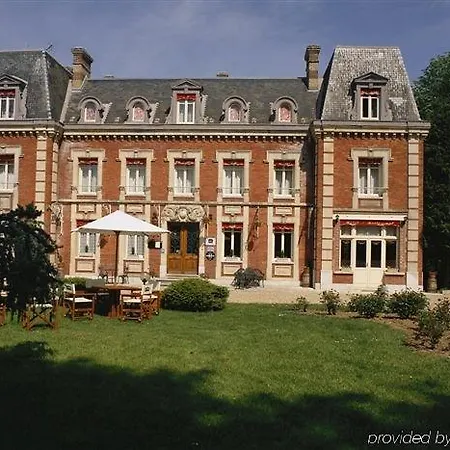 Château Corneille Hotel 3*