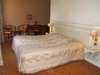 فندق Chateau Corneille فيو فيّي