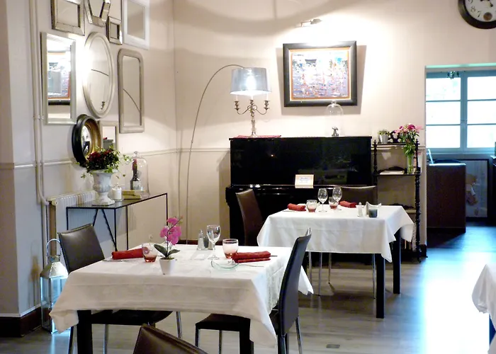 Hotel Chateau Corneille 3*